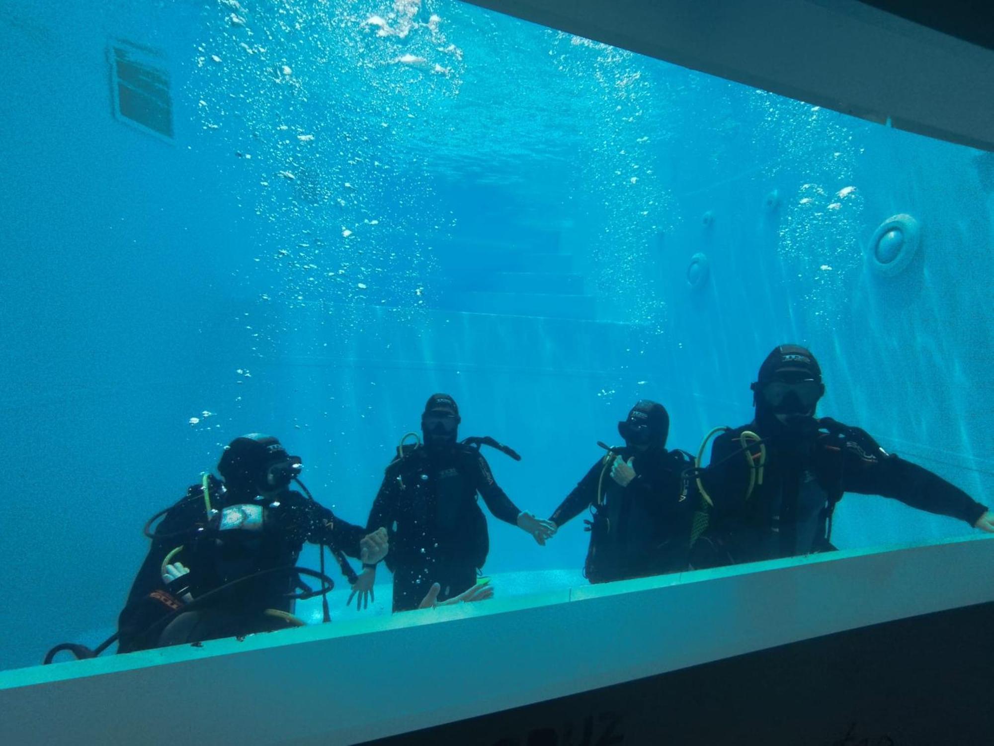 Santa Cruz Dive House Padi Dive Resort Silveira  Exteriör bild
